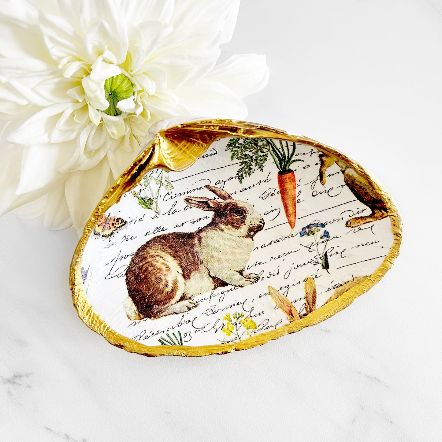 Spring Bunny Rabbit Clam Shell Trinket Dish
