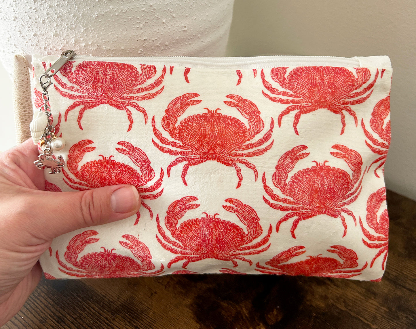 Red Crab Tide Crawler Canvas Tote Bag with Zipper