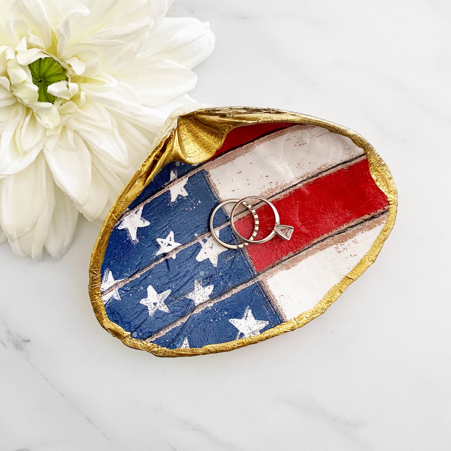 Patriotic American Flag Decoupage Clam Shell