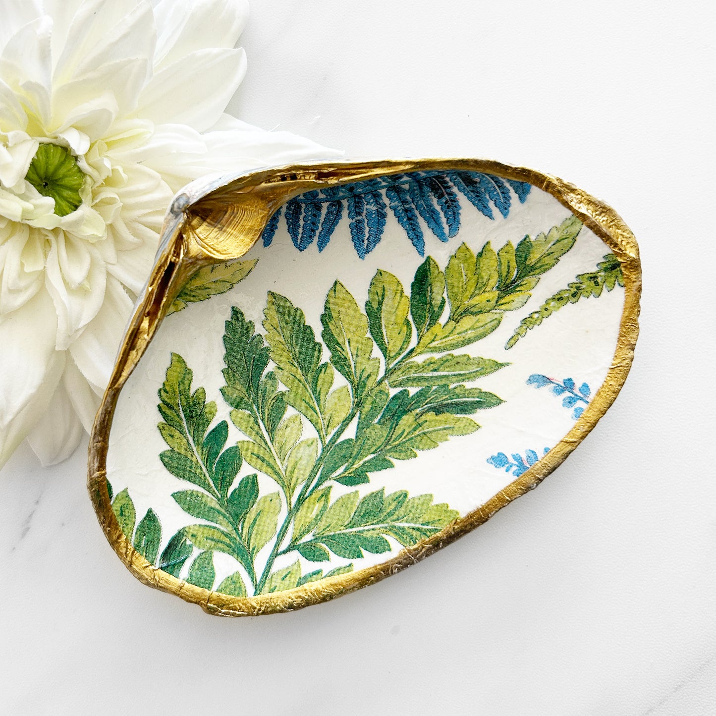 Ferns and Foliage Decoupage Clam Shell Trinket Dish