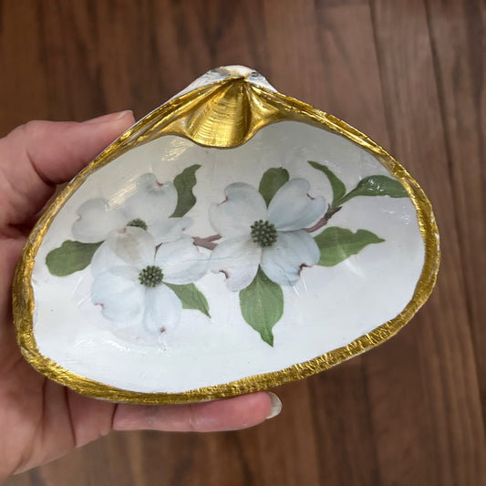 Dogwood Clam Shell Trinket Dish