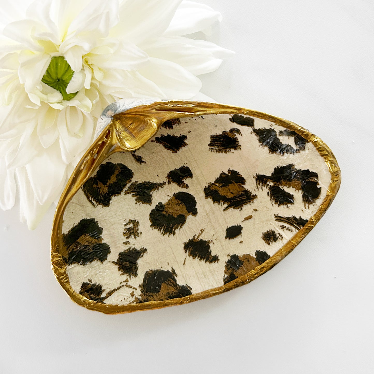 Leopard Decoupage Clam Shell Trinket Dish