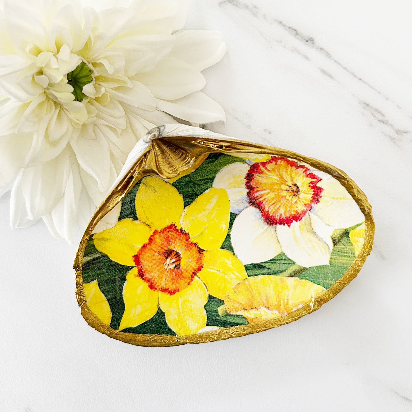 Spring Yellow Daffodil Clam Shell Trinket Dish